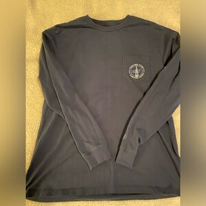 Vineyard Vines Size Medium,  navy blue long sleeve shirt.   In good condition.